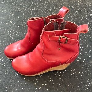 NO. 6 clog boots, size 40